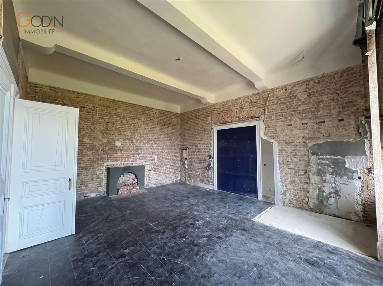Appartement 3 pièces dans château