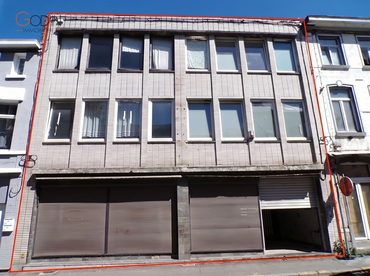 Immeuble de rapport avec permis accordé – 6 appartements