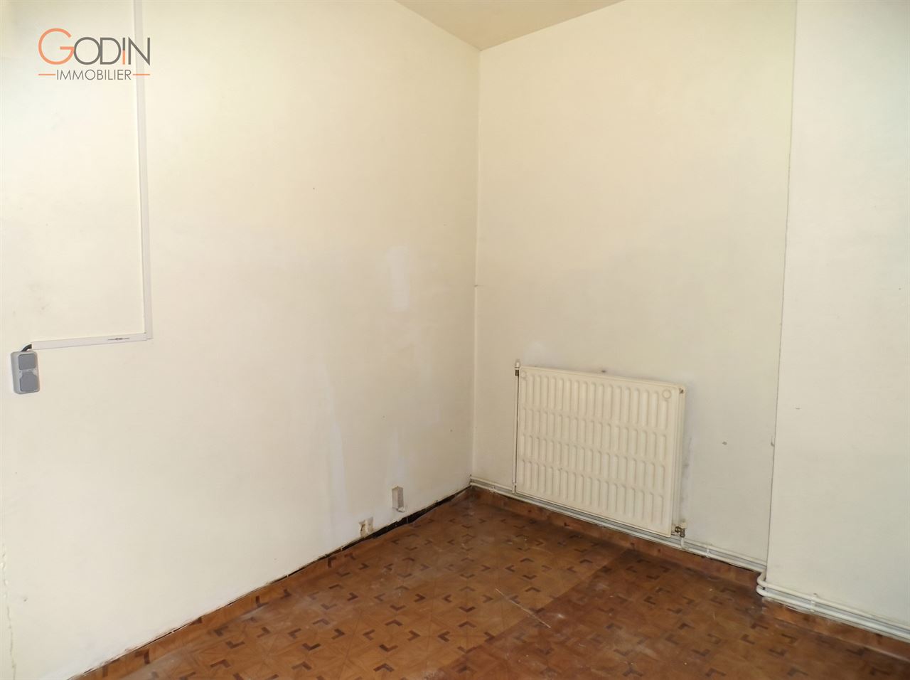 Immeuble de rapport avec permis accordé – 6 appartements