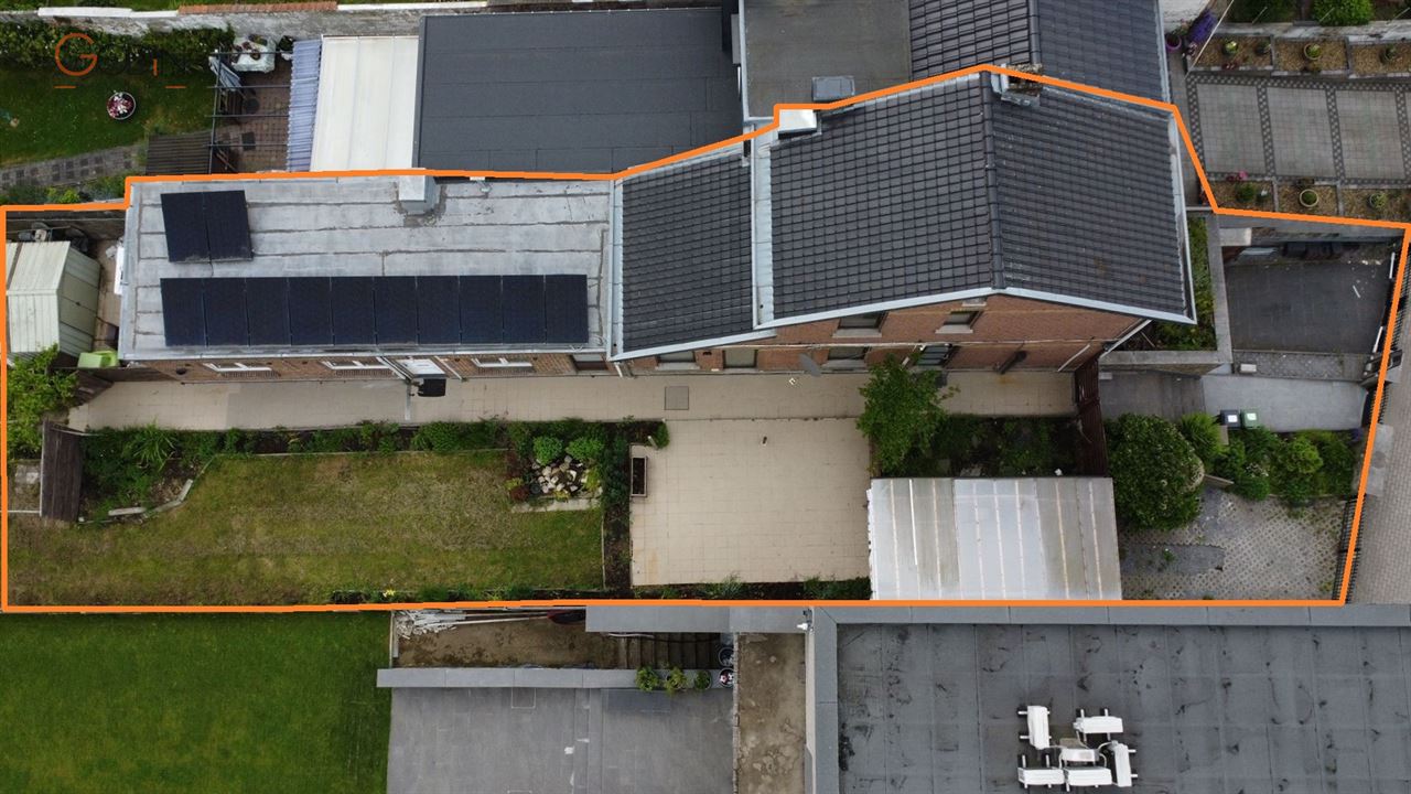 maison 3 façades avec jardin