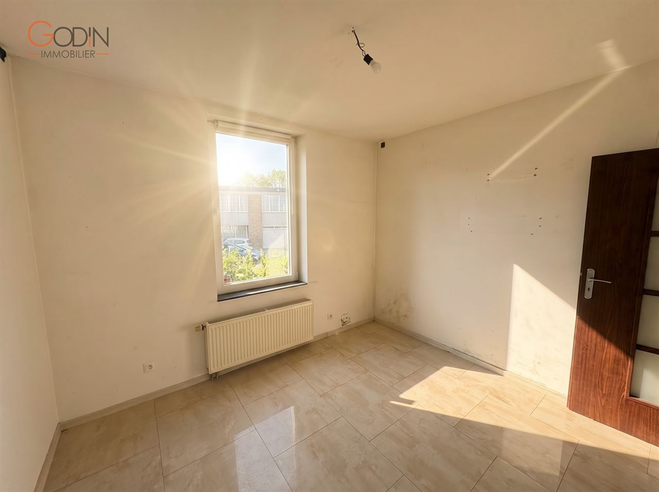 maison 3 façades avec jardin
