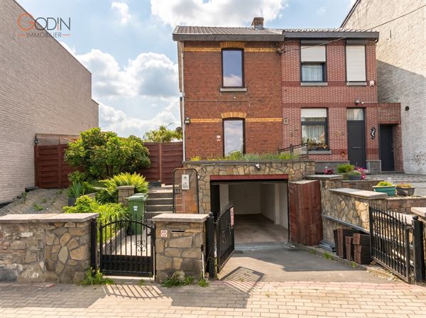 maison 3 façades avec jardin