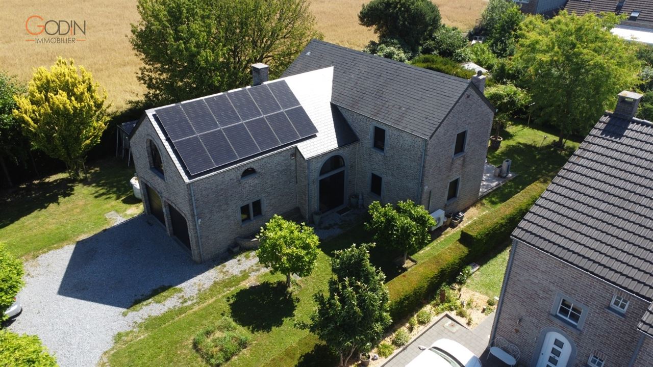 villa 4 chambres avec jardin et garage double