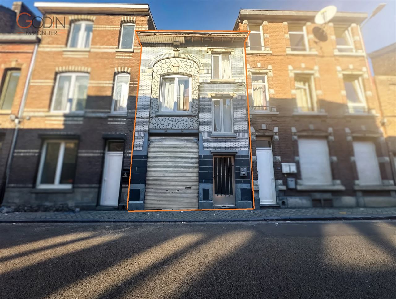 Maison 2 chambres avec garage et cour Liège