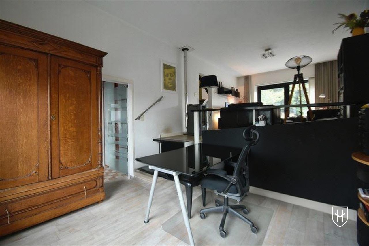 Charming house with garage, wooded area in Genk