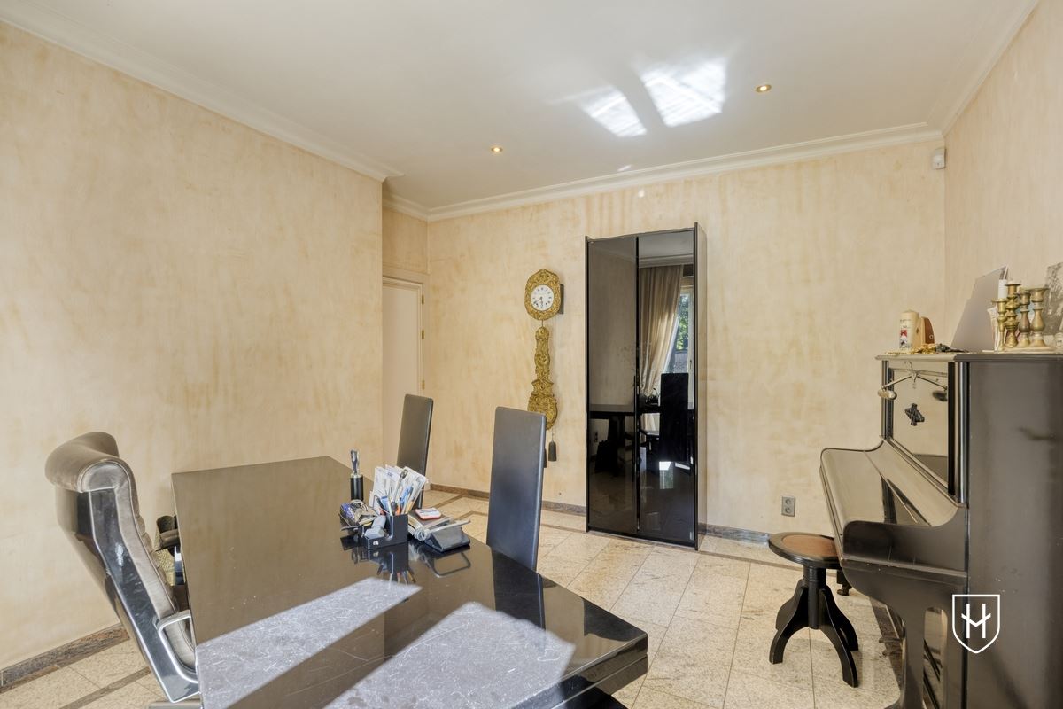 Exclusieve, royale villa in villawijk te Maasmechelen