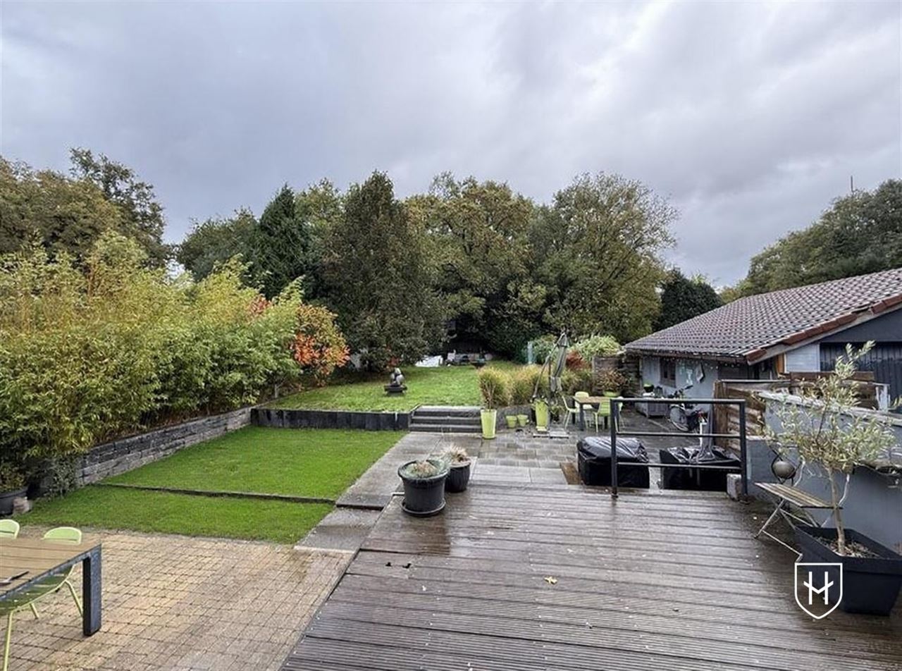 Charming house with garage, wooded area in Genk