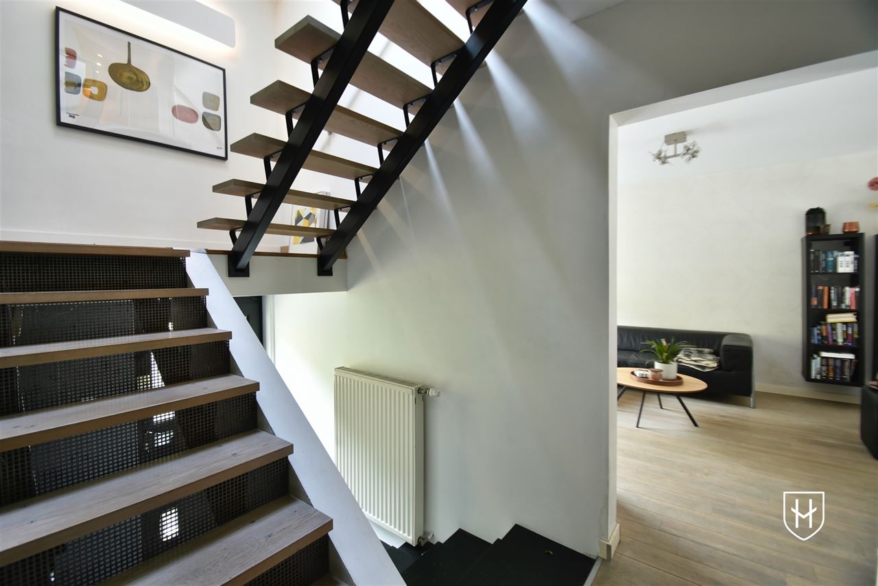 Charming house with garage, wooded area in Genk