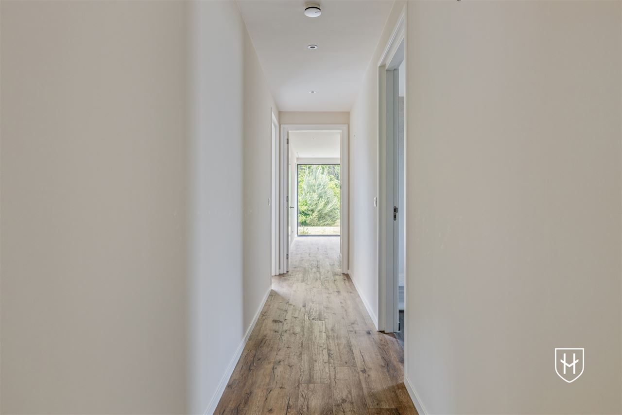 Ruime, energiezuinige bungalow in residentiële villawijk