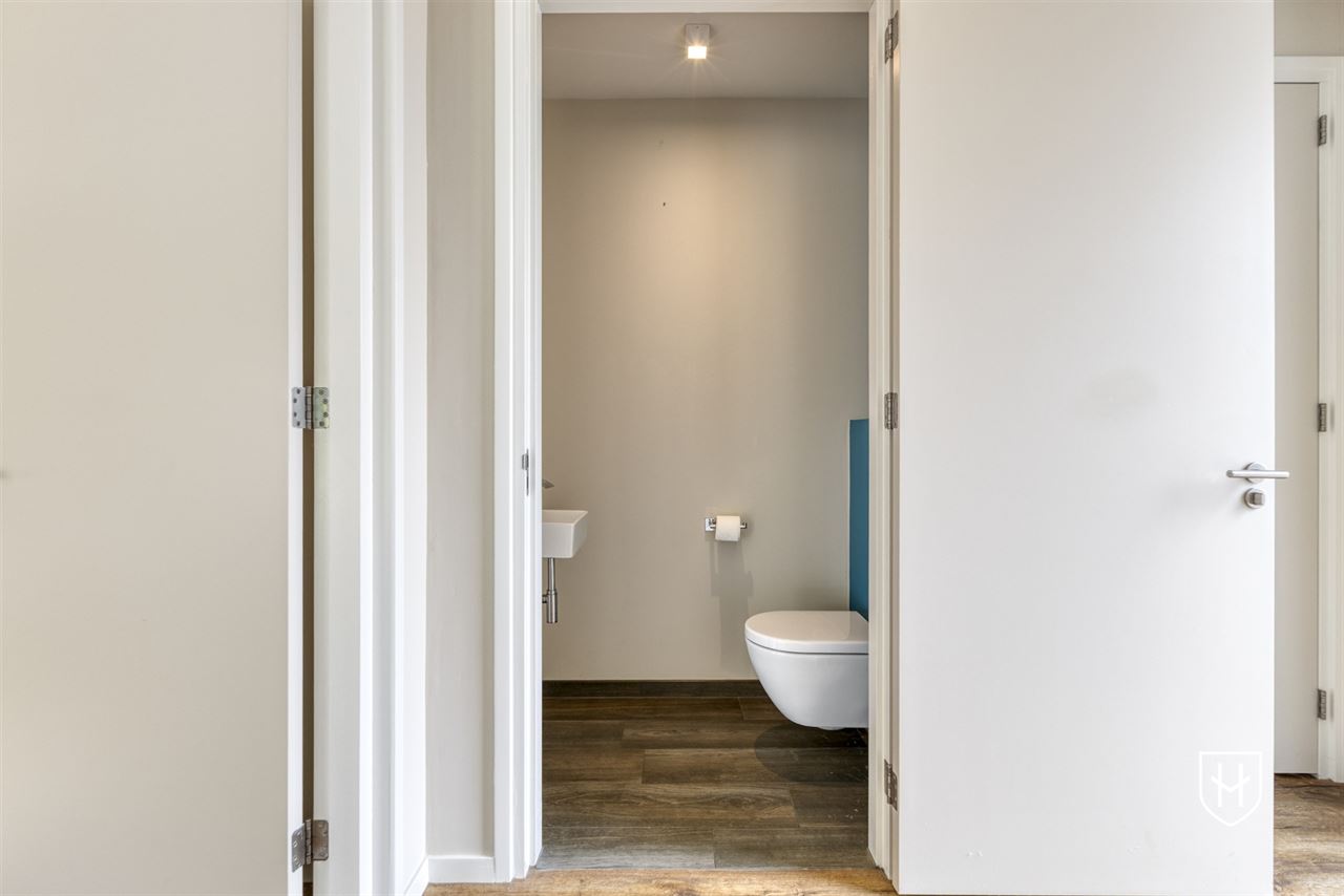 Ruime, energiezuinige bungalow in residentiële villawijk