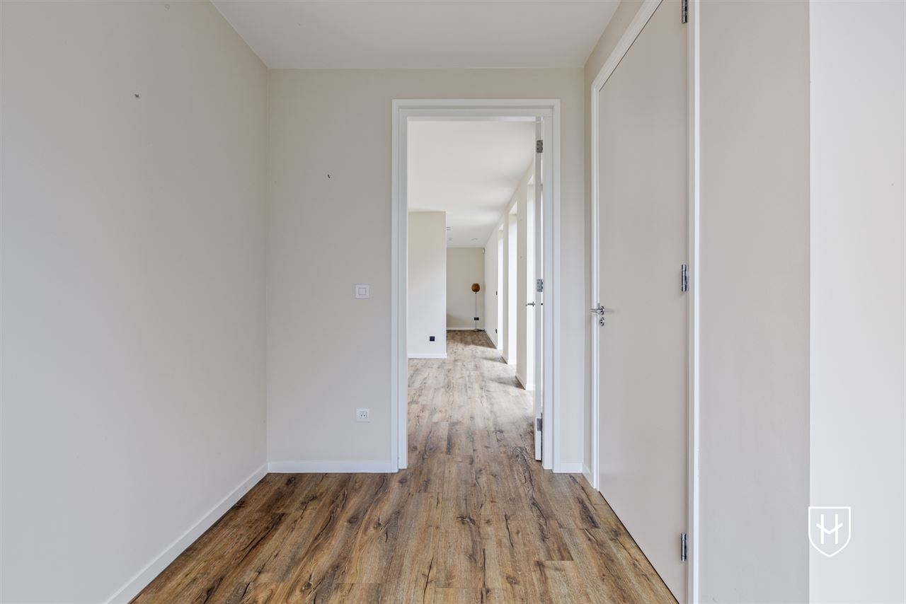 Ruime, energiezuinige bungalow in residentiële villawijk