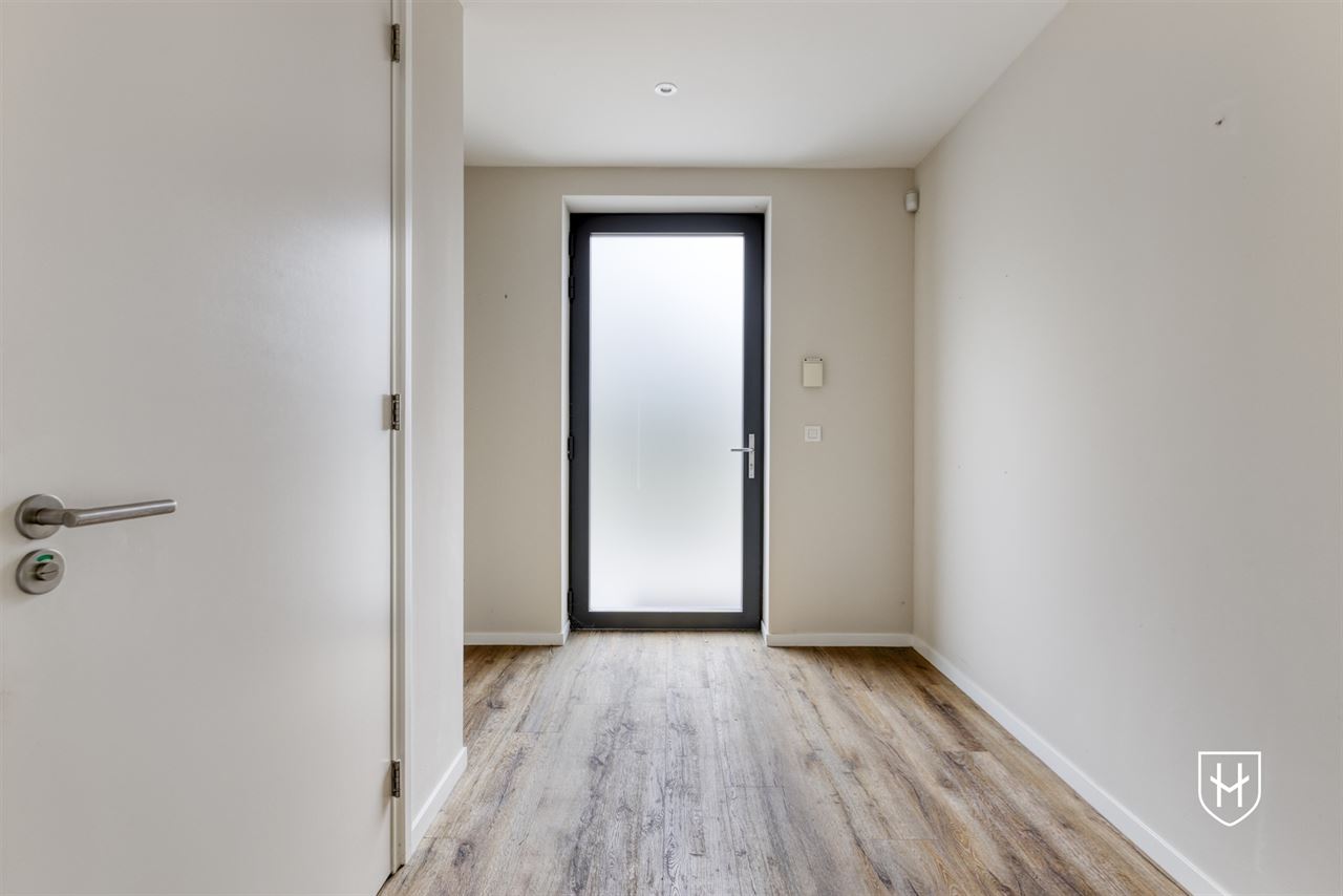 Ruime, energiezuinige bungalow in residentiële villawijk