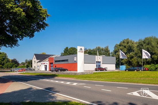 Multi-purpose property with residence in prime commercial location
