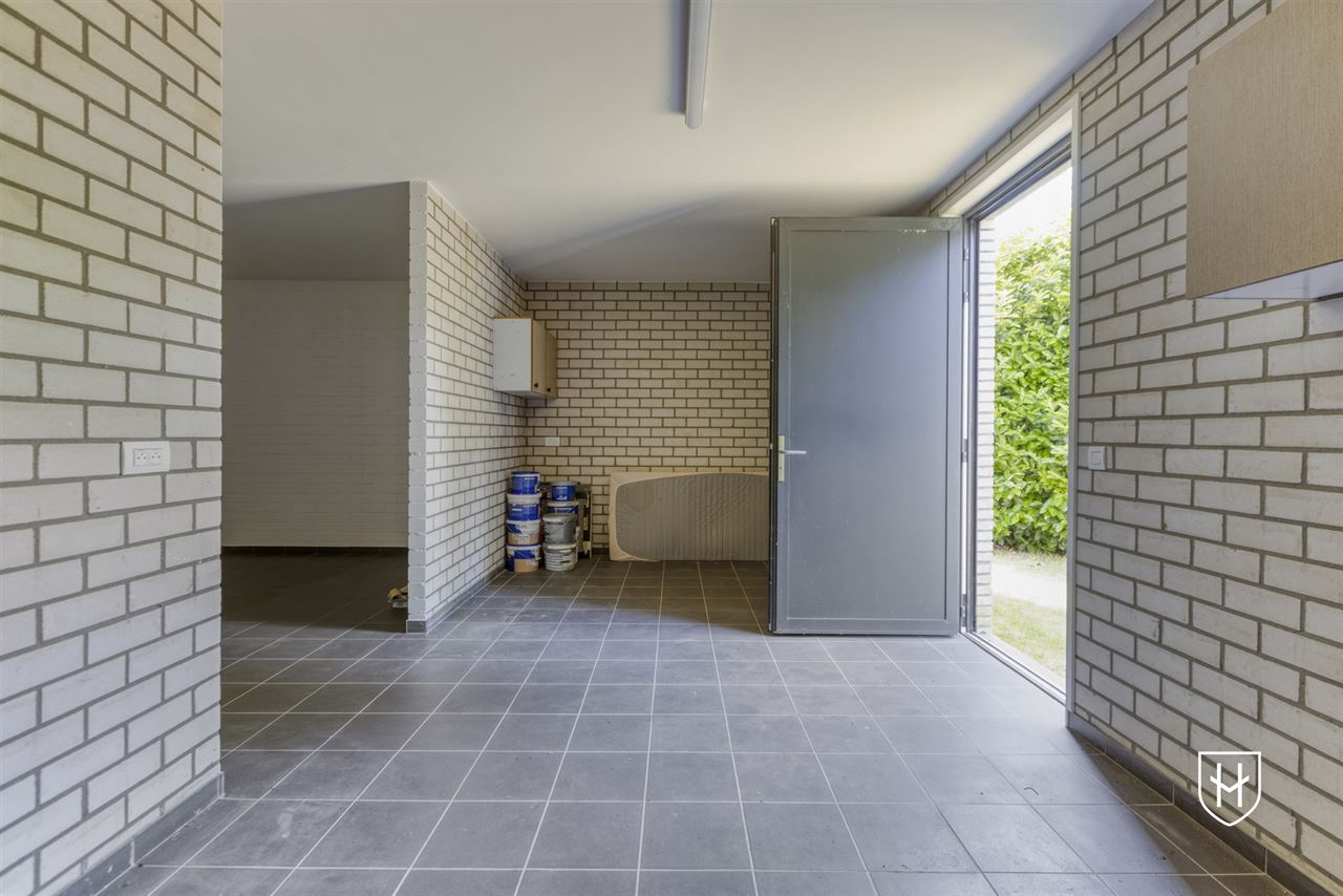 Ruime, energiezuinige bungalow in residentiële villawijk