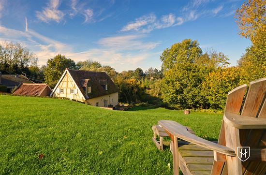 Prachtig gerenoveerde boerderij op een idyllische, natuurrijke locatie te ‘s Herenelderen
