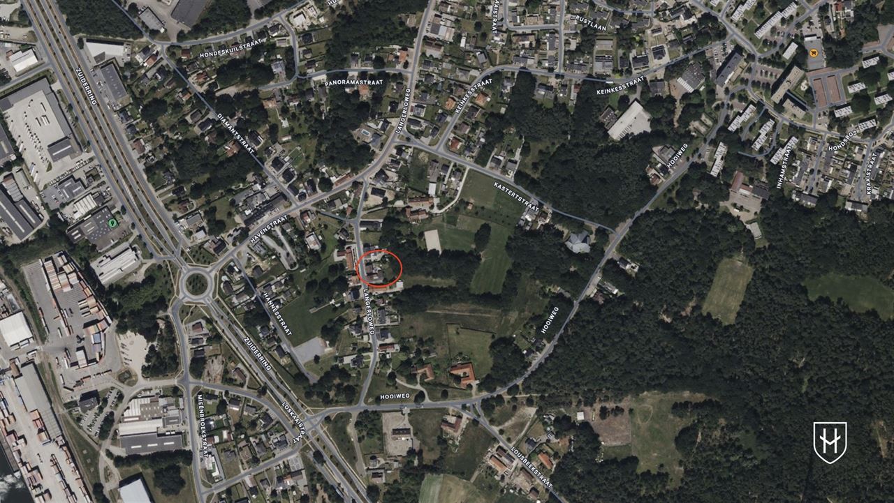 Charmante woning met garage, bosrijk gelegen te Genk