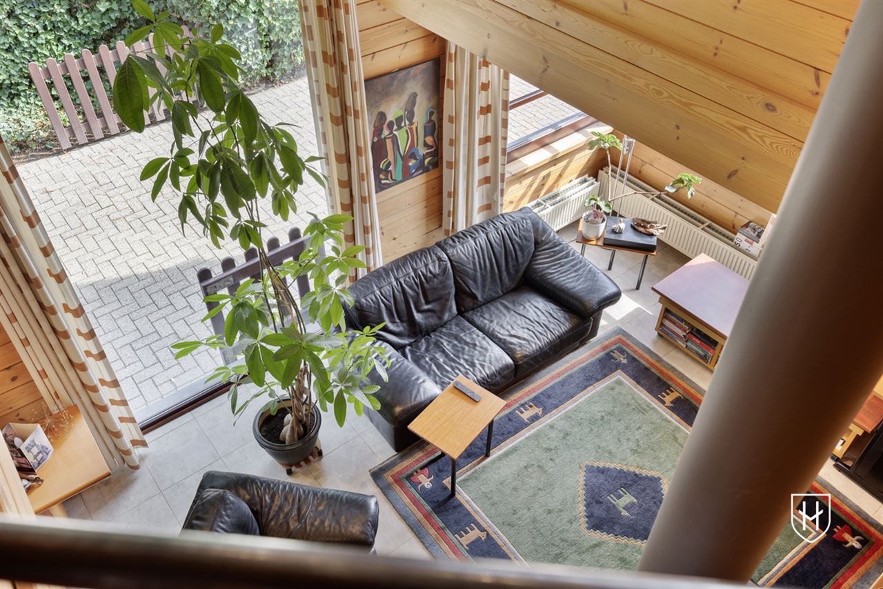 Attractive house with 2 bedrooms and beautifully landscaped garden with ornamental pond and terrace, centrally located in Peer
