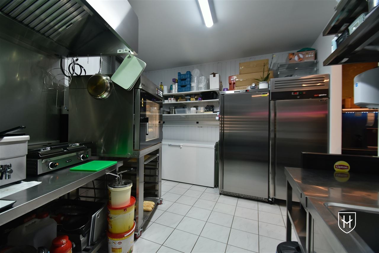 Investeringsopportuniteit : verhuurd handelspand van 60 m2 op toplocatie in het centrum van Lanaken