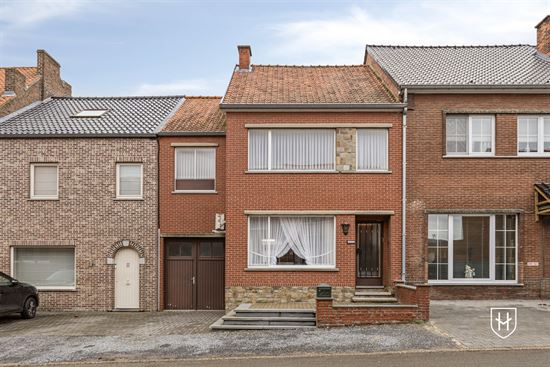 Charmante, te renoveren woning met diepe tuin, rustig en landelijk gelegen nabij Bilzen-Centrum