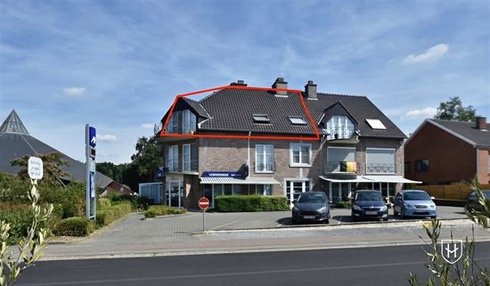 Eénslaapkamer appartement op het bovenste verdiep met terras op een rustige locatie te Beverst