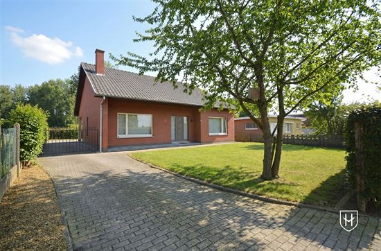 Bungalowwoning op een mooie landelijke locatie te Velm