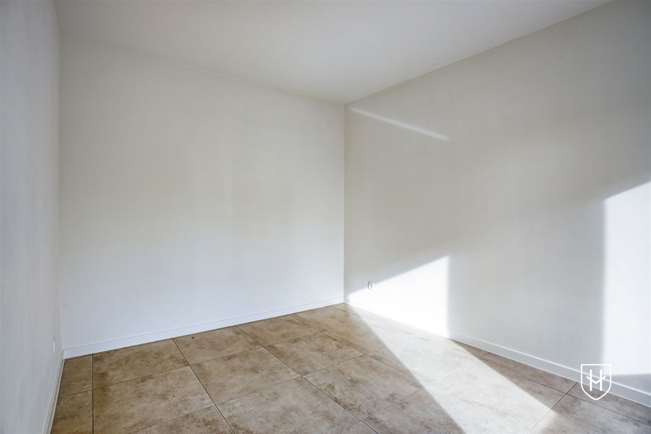 Maison de campagne indépendante rénovée (EPC label A) sur un terrain spacieux de 1.221 m², située près du centre de Lommel
