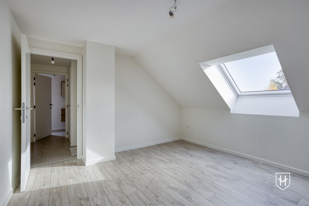Maison de campagne indépendante rénovée (EPC label A) sur un terrain spacieux de 1.221 m², située près du centre de Lommel