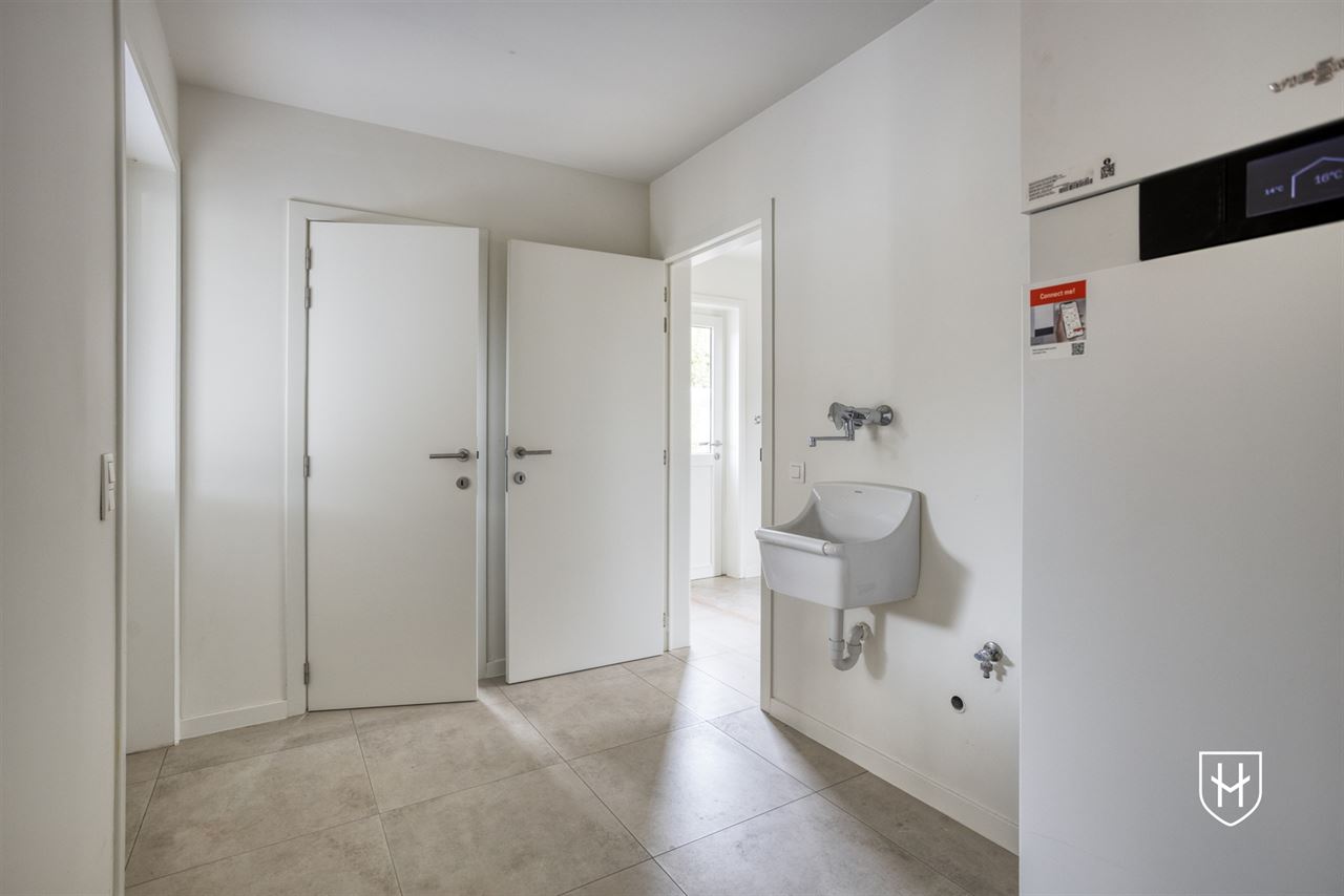 Maison de campagne indépendante rénovée (EPC label A) sur un terrain spacieux de 1.221 m², située près du centre de Lommel