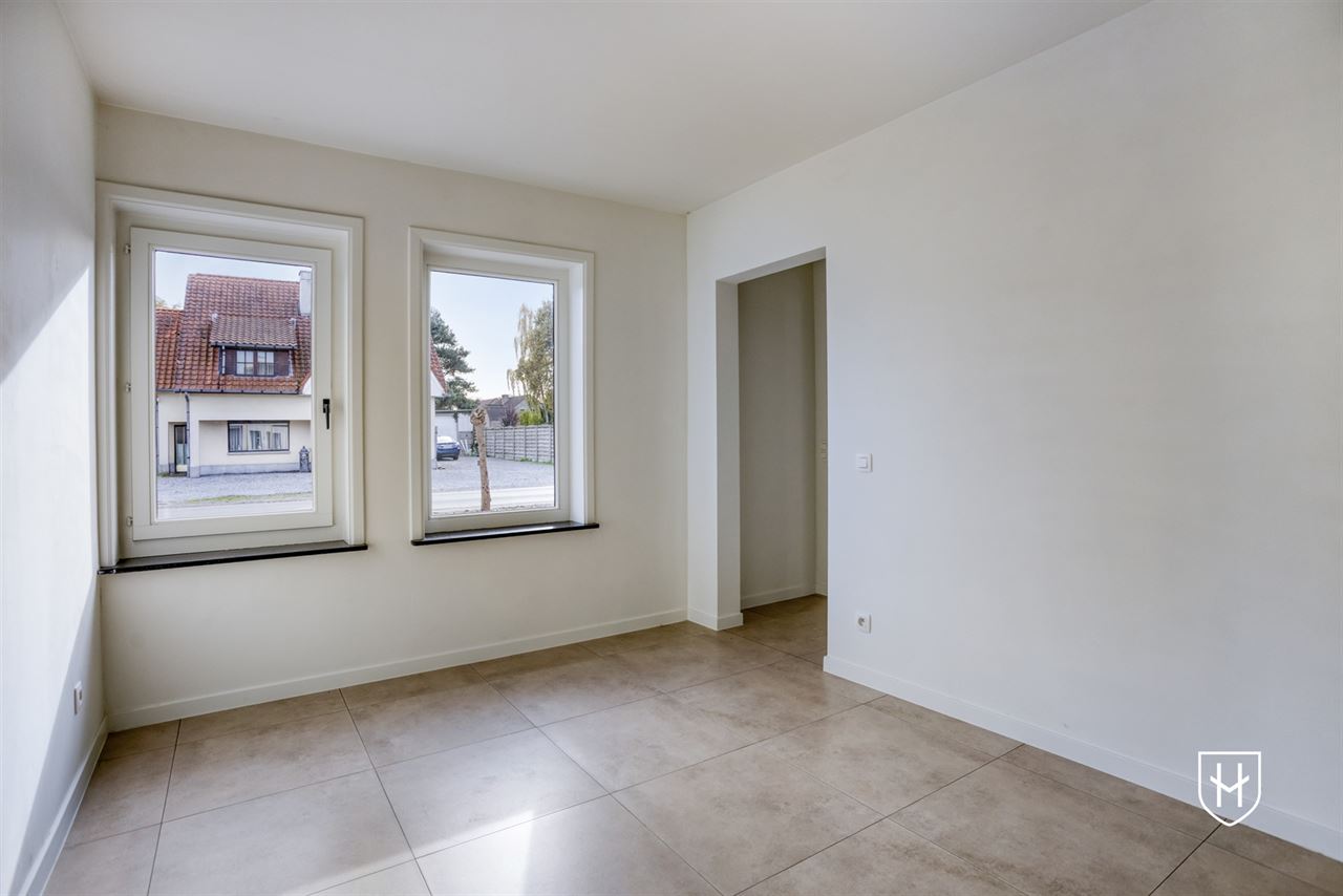 Maison de campagne indépendante rénovée (EPC label A) sur un terrain spacieux de 1.221 m², située près du centre de Lommel