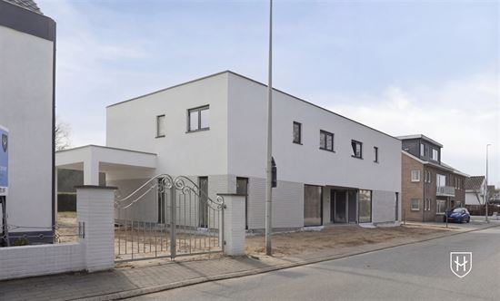 Royale nieuwbouwwoning met 4 slaapkamers en 2 badkamers, op toplocatie te Lanaken-Neerharen