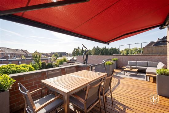 Gezellig duplex-appartement met riant terras in het centrum van Leopoldsburg