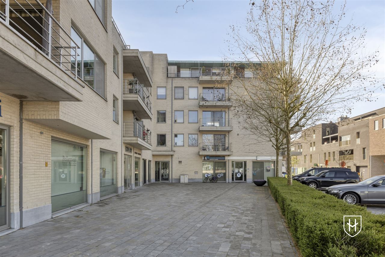 Modern en hedendaags hoekappartement met 2 slaapkamers en zicht op parktuin