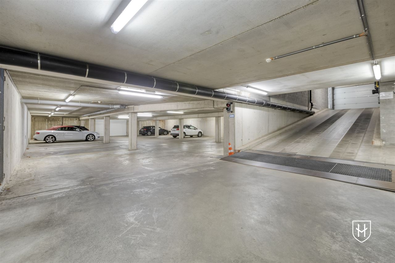 Modern en hedendaags hoekappartement met 2 slaapkamers en zicht op parktuin