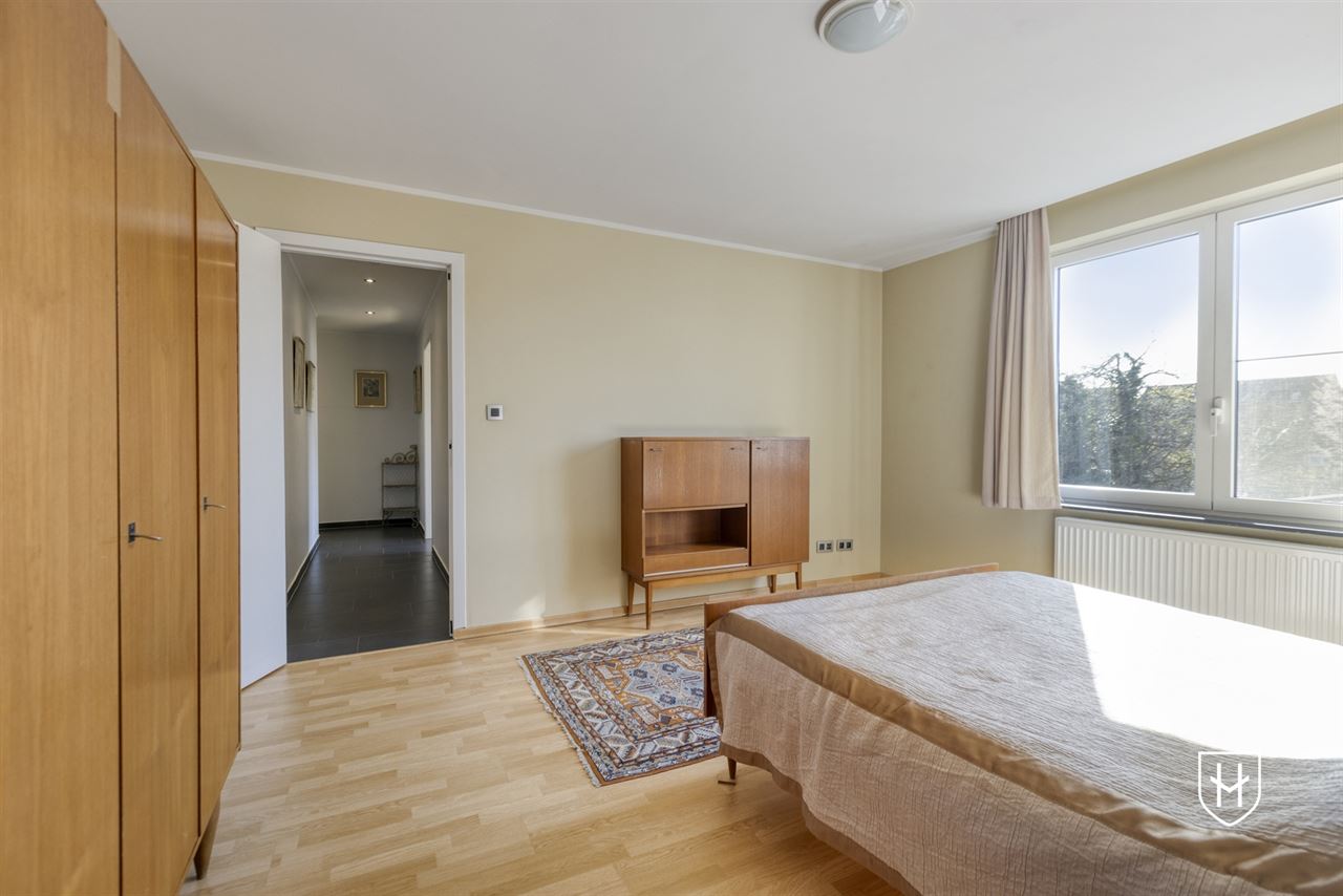 Modern en hedendaags hoekappartement met 2 slaapkamers en zicht op parktuin
