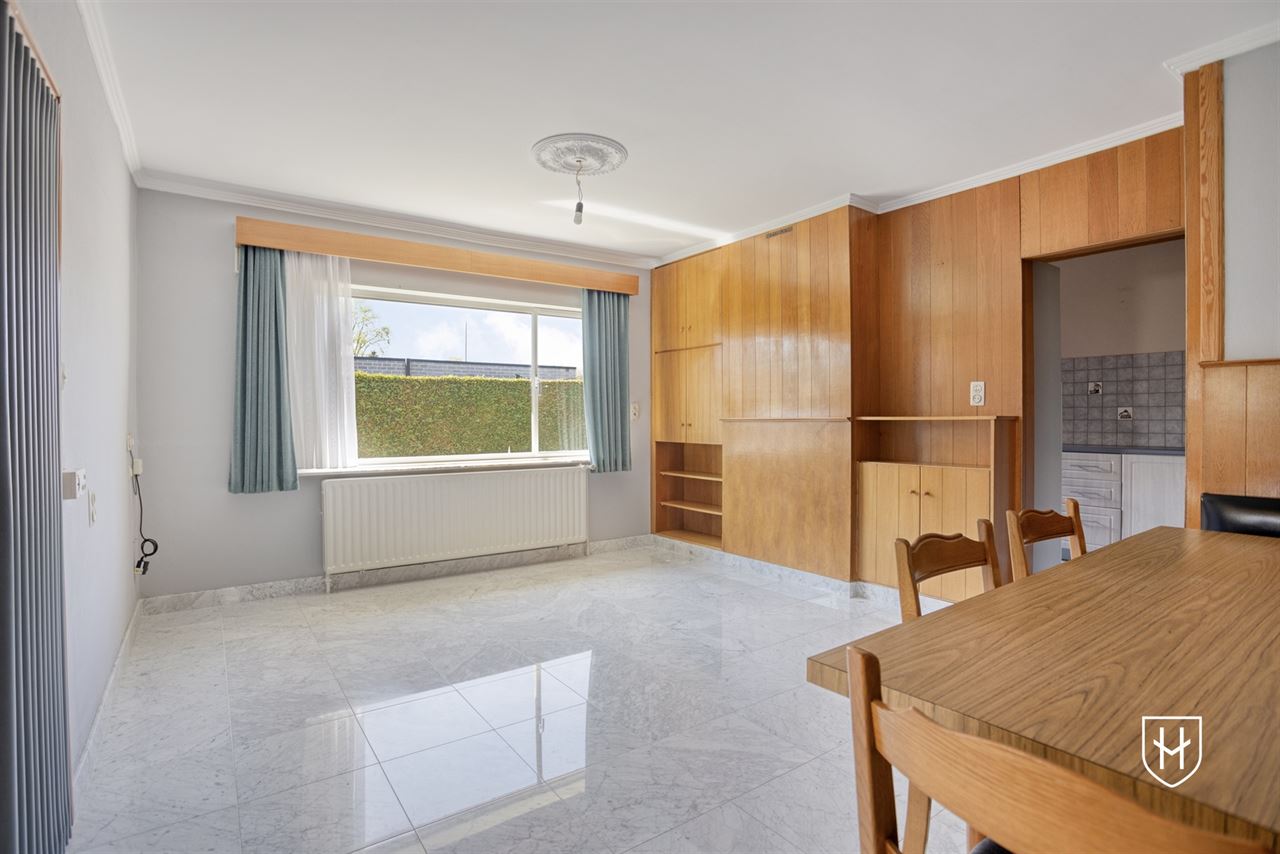 Goed onderhouden bungalowwoning met 3 slaapkamers, gelegen op een mooi perceel van maar liefst 10a 18ca, in een rustige en groene omgeving te Genk.