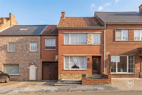 Charmante, te renoveren woning met diepe tuin, rustig en landelijk gelegen nabij Bilzen-Centrum