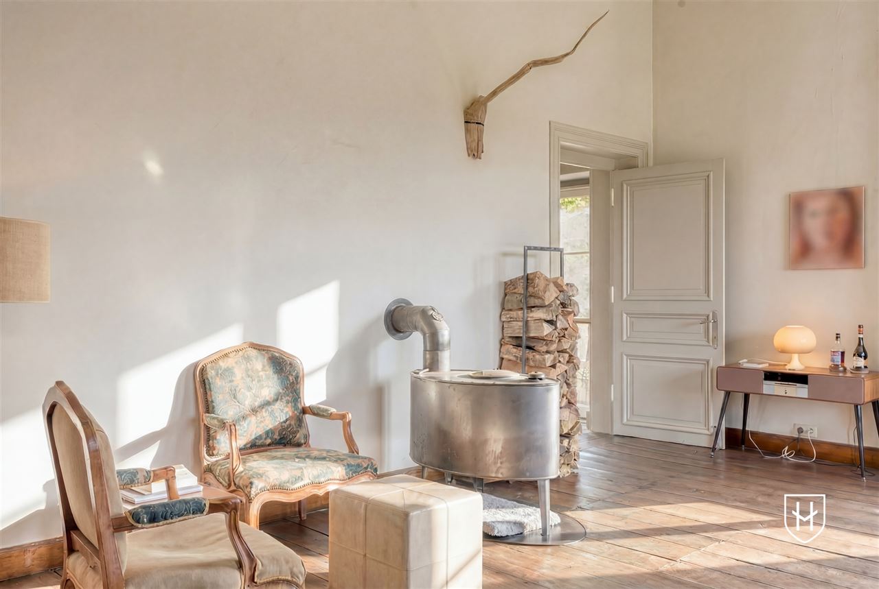 Historic mansion with guest house on a privileged location in an idyllic and natural setting in Visé