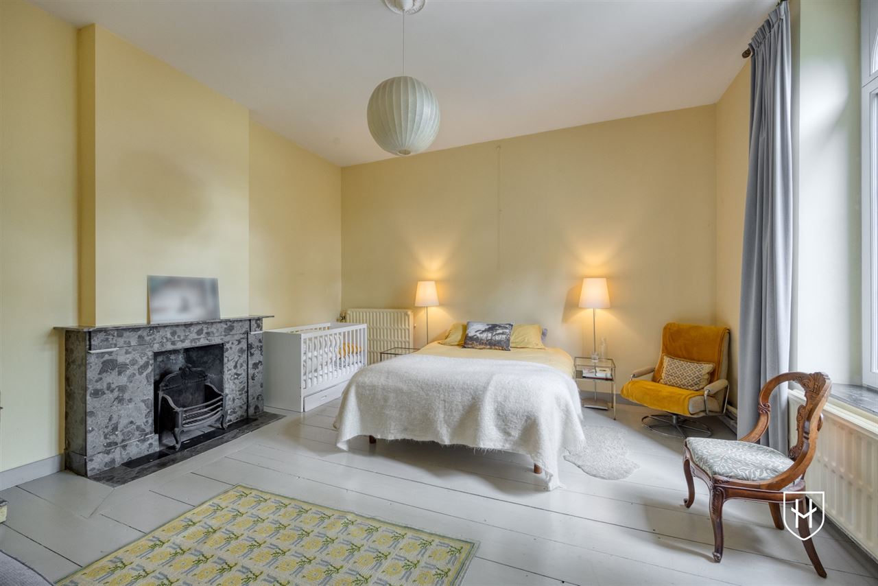 Historic mansion with guest house on a privileged location in an idyllic and natural setting in Visé
