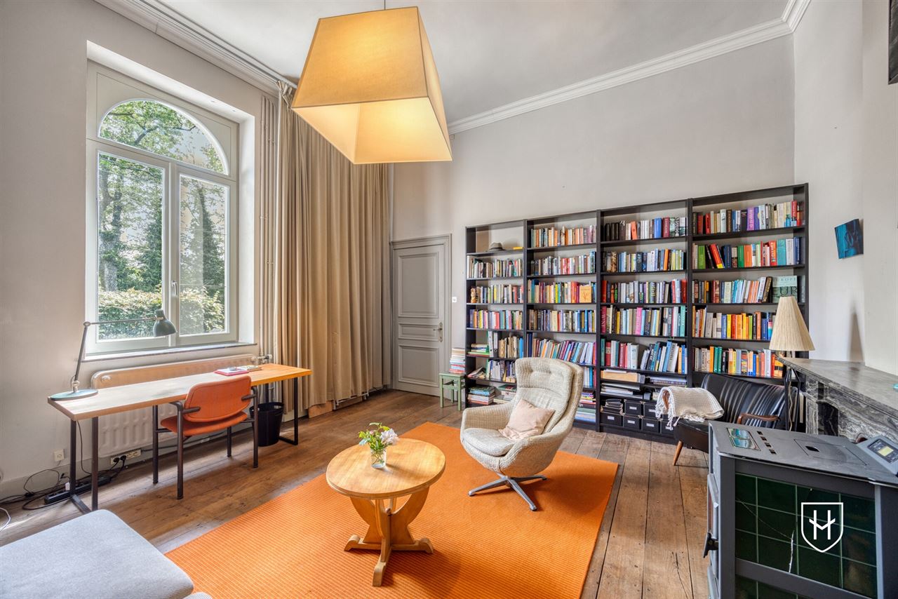 Historic mansion with guest house on a privileged location in an idyllic and natural setting in Visé