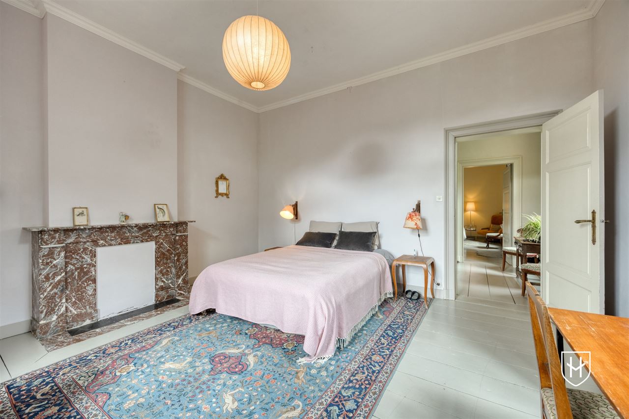 Historic mansion with guest house on a privileged location in an idyllic and natural setting in Visé