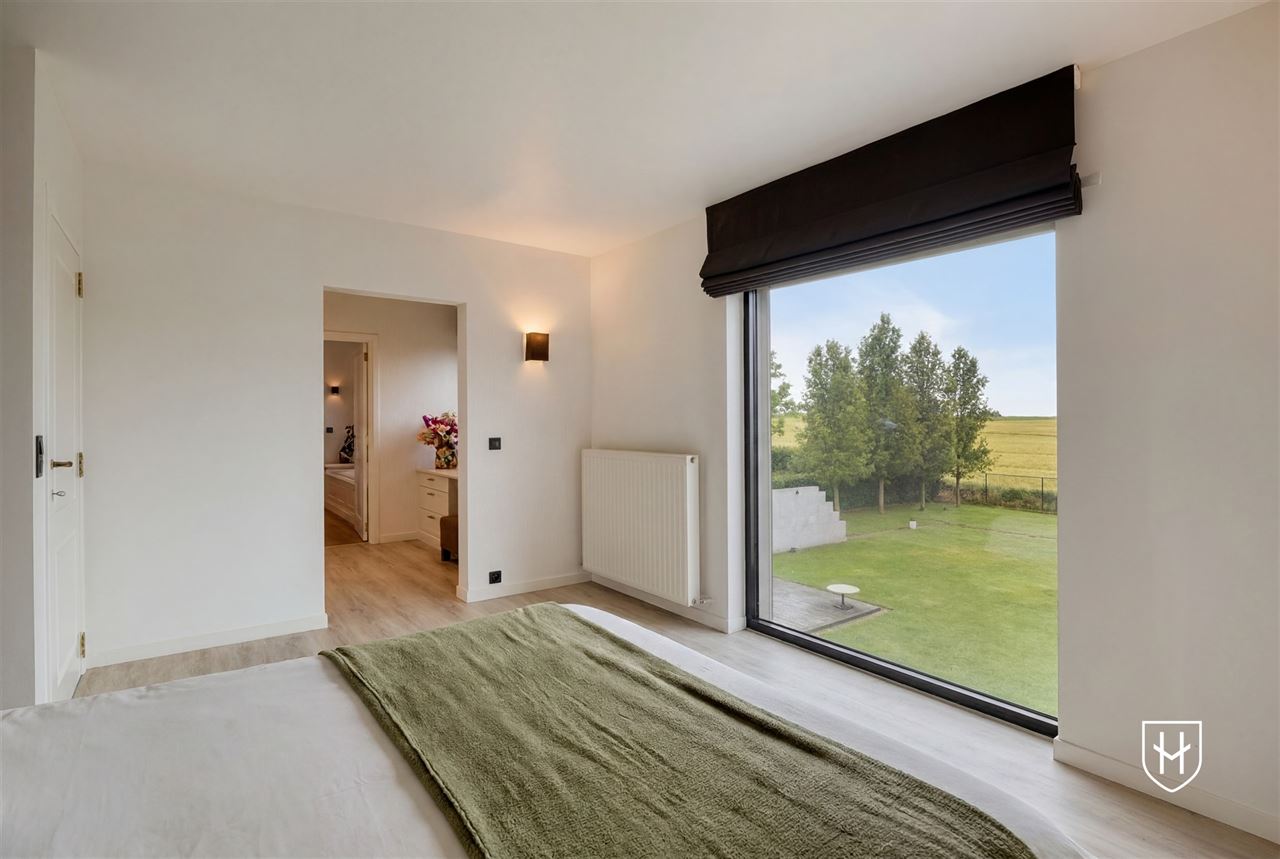 Manoir exclusif avec espace de pratique avec 4 chambres à coucher et vue imprenable dans un quartier résidentiel convoité près du centre de Tongres
