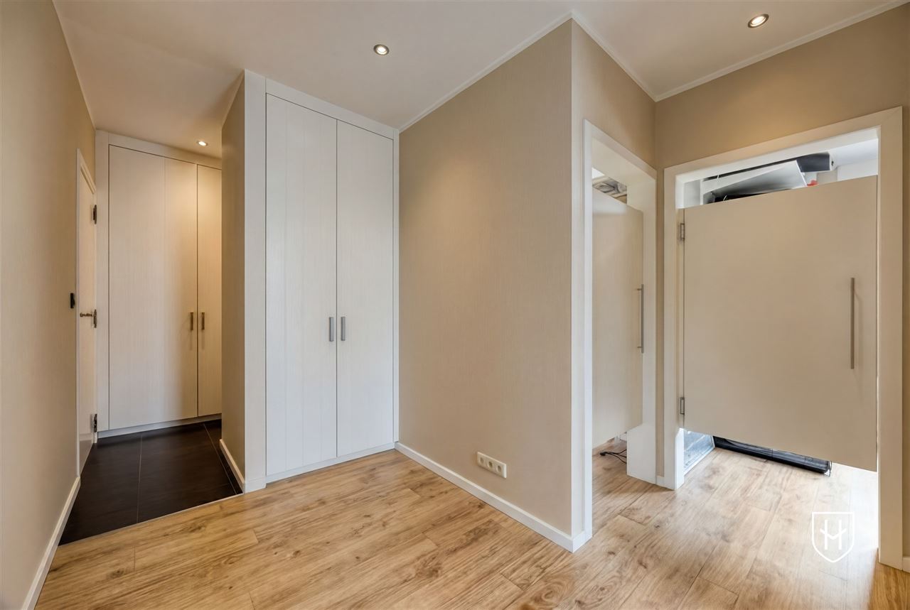 Manoir exclusif avec espace de pratique avec 4 chambres à coucher et vue imprenable dans un quartier résidentiel convoité près du centre de Tongres