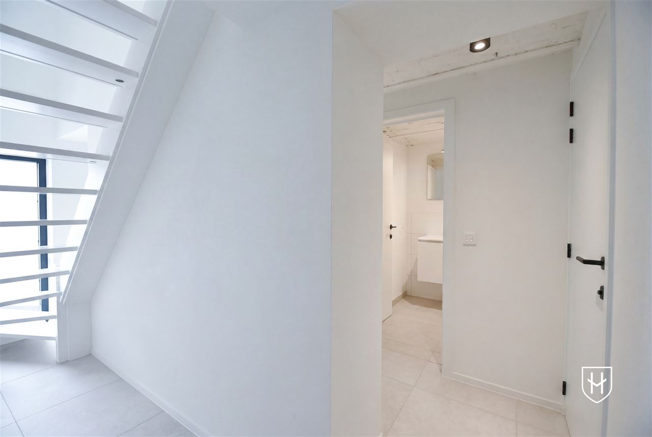 2 luxe appartementen met 3 slaapkamers en 2 badkamers, beide met eigen tuintje en terras, te Lanaken-Veldwezelt
