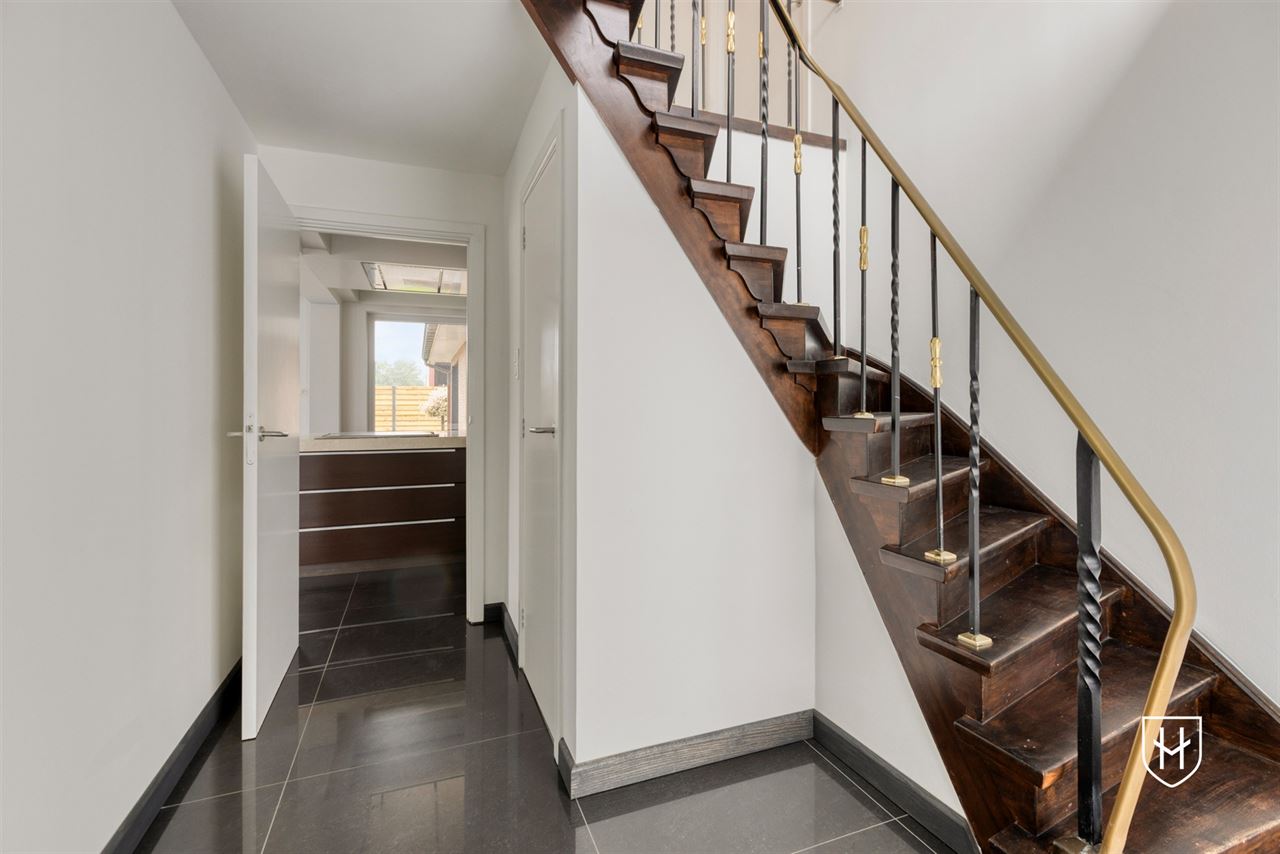 Luxueuze gemoderniseerde energiezuinige gezinswoning met 3 slaapkamers op een mooi perceel te Hamont-Achel