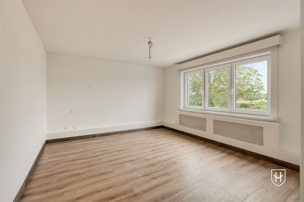 Luxueuze gemoderniseerde energiezuinige gezinswoning met 3 slaapkamers op een mooi perceel te Hamont-Achel