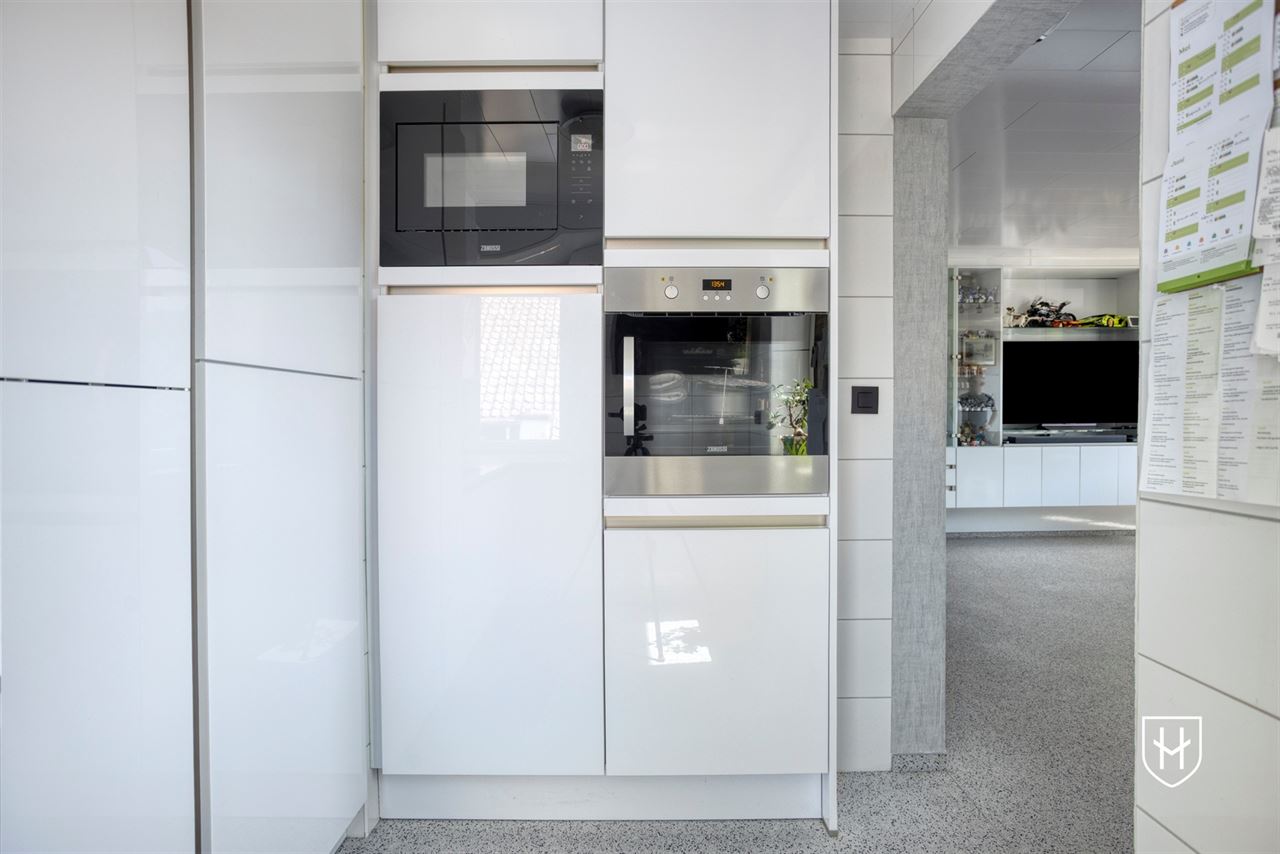 Instapklaar hoekappartement met 2 slaapkamers, garagebox en uitstekende energiescore in Residentie "De Jeker" te Kanne
