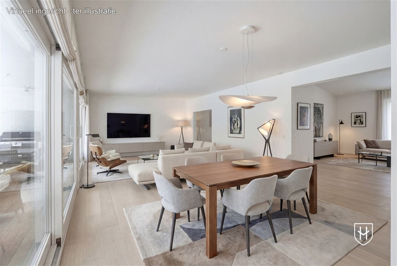 Architecturale villa met riante garage voor 10 wagens en binnenzwembad, op een schitterend perceel van 28a 89ca, prominent gelegen in vermaarde villawijk te Maasmechelen