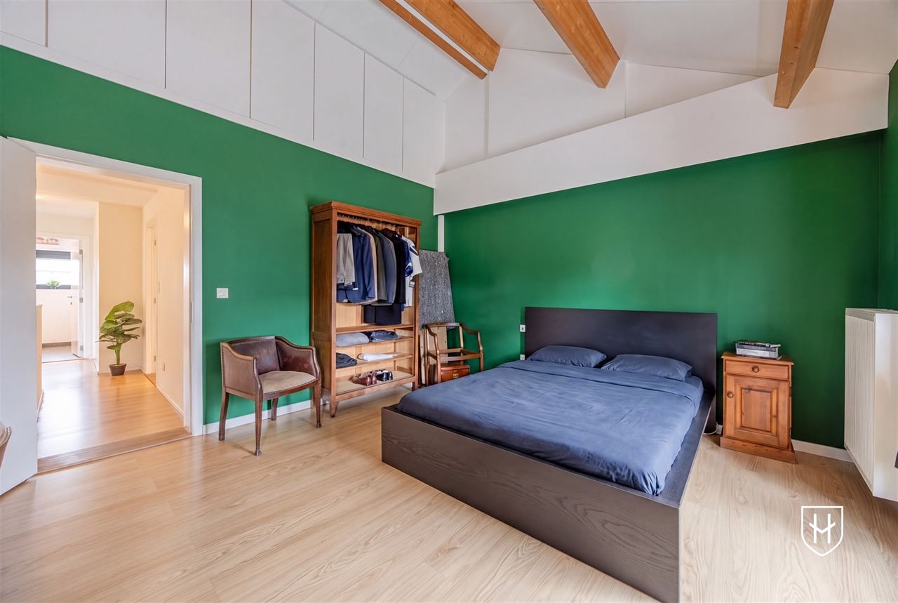 A modern, move-in-ready family home with a garage, carport, and sunny garden in the popular Lanaken-Rekem neighborhood
