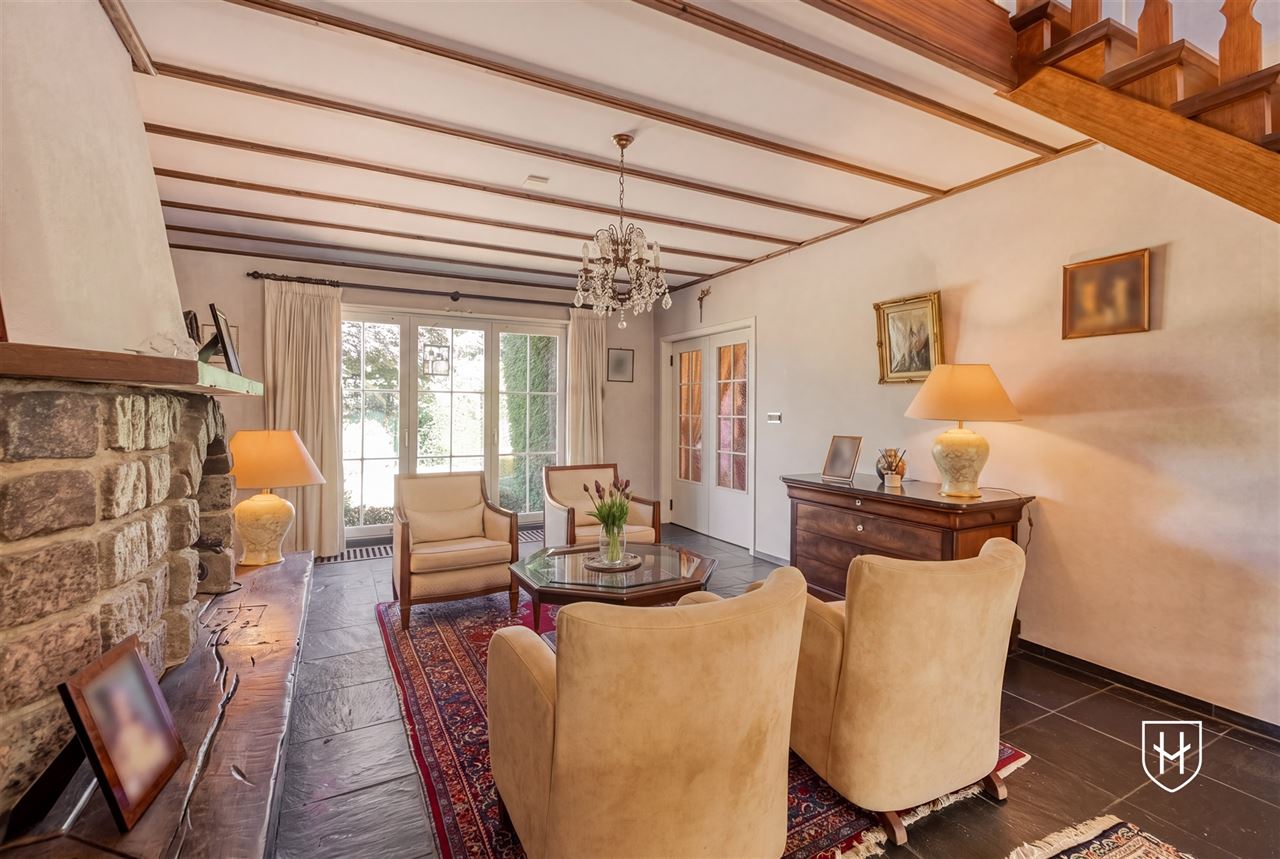 Spacious 4-bedroom bungalow on the edge of the woods in a sought-after prime location in the lush Zutendaal