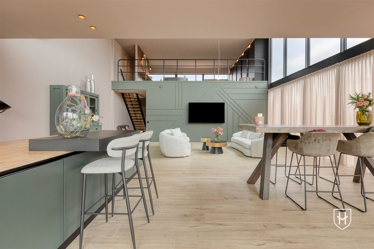 Architecturale loftwoning met hotel-chique interieur en vrij uitzicht op een uitstekende locatie aan de groene rand van Dilsen-Stokkem